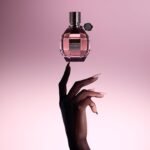 Viktor&Rolf Flowerbomb Eau de Parfum - Warm Floral Perfume for Women - Image 5